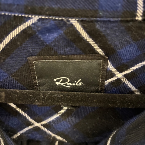 Rails button down top - Picture 3 of 3